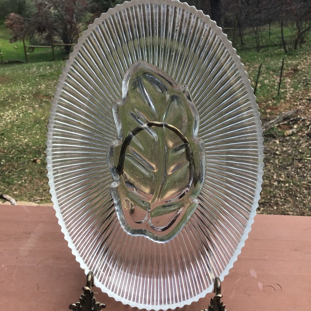 Vintage Clear Glass Candy  Dish With Leaf About 3 x 6"